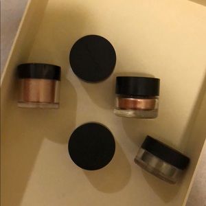 MAC L’Oréal Pigment Eyeshadow Sample full size